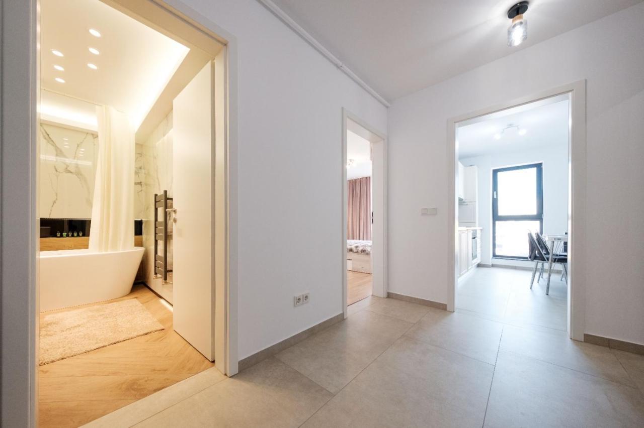 Brand New Luxury Apartment In The Heart Of Brašov Exteriér fotografie