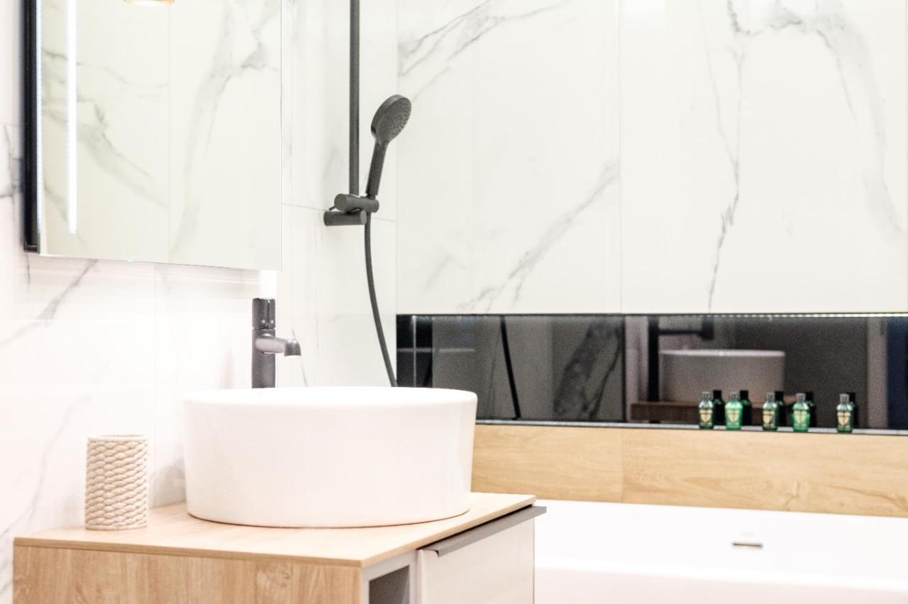 Brand New Luxury Apartment In The Heart Of Brašov Exteriér fotografie
